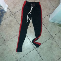 Brand New Unisex joggers From WEIV LA . Size Small