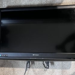 32” TV