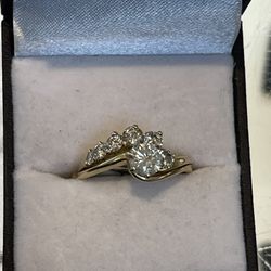 14KT Diamond Ring 