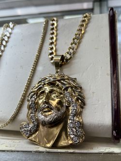 10K Jesus Head Pendant 