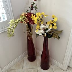 Vase Set With Flowers 