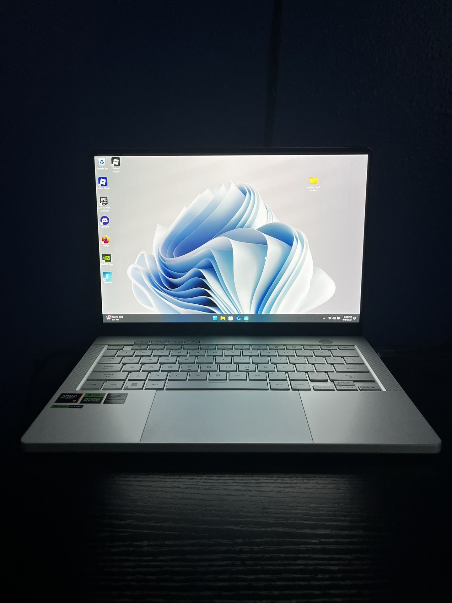 Ultimate Gaming Laptop (Specs in desc)