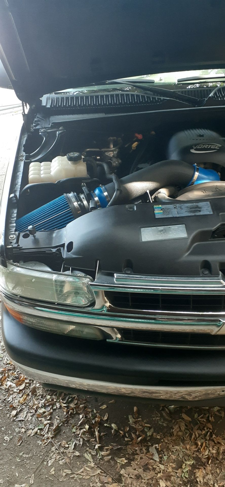 (new) Chevy Tahoe Gmc Yukon Cold Air Intake Kit 99-06