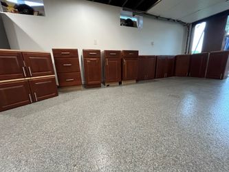 Set of 11 kitchen cabinets storage base and wall storage for garage or laundry