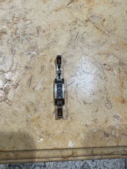 Gucci 3900L Women’s watch