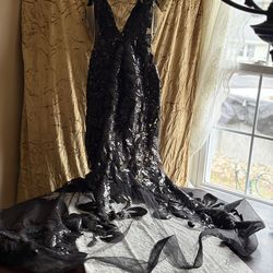 Beautiful black gown Sz 10