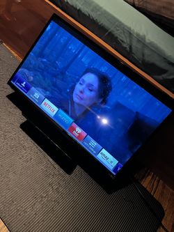 vizio tv 55 inch smart tv for Sale in Paterson, NJ - OfferUp