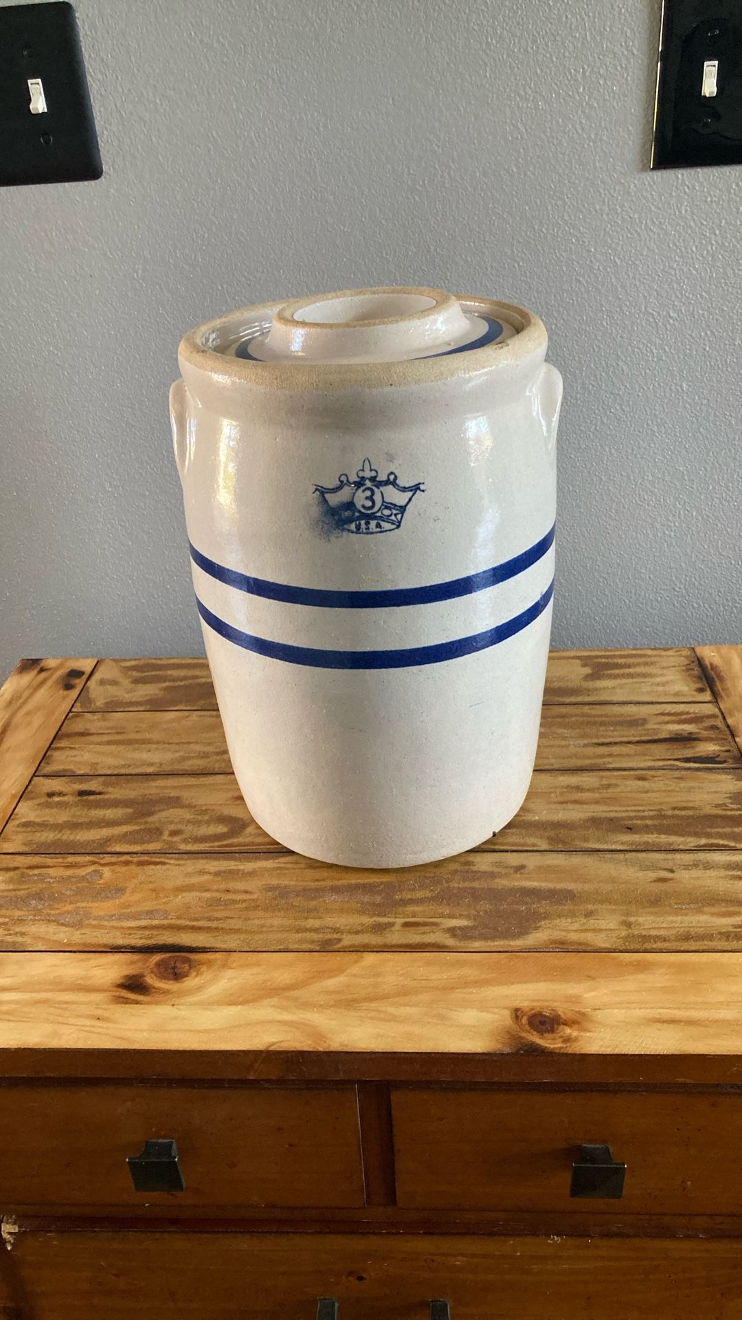 Vintage Butter Churn Crock 3 Gallon Robinson Blue Crown with Short Dasher