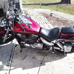 Honda VTX 1300 V-TWIN 