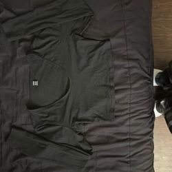 Black Long Sleeve Cropped