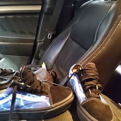 New Boys Youth Vans Sz 3.5