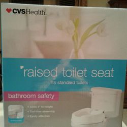 Brand New Raised Toilet Seat In Box In Weeki Wachee Spring Hill