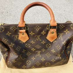 Vintage Louis Vuitton Monogram Speedy 25