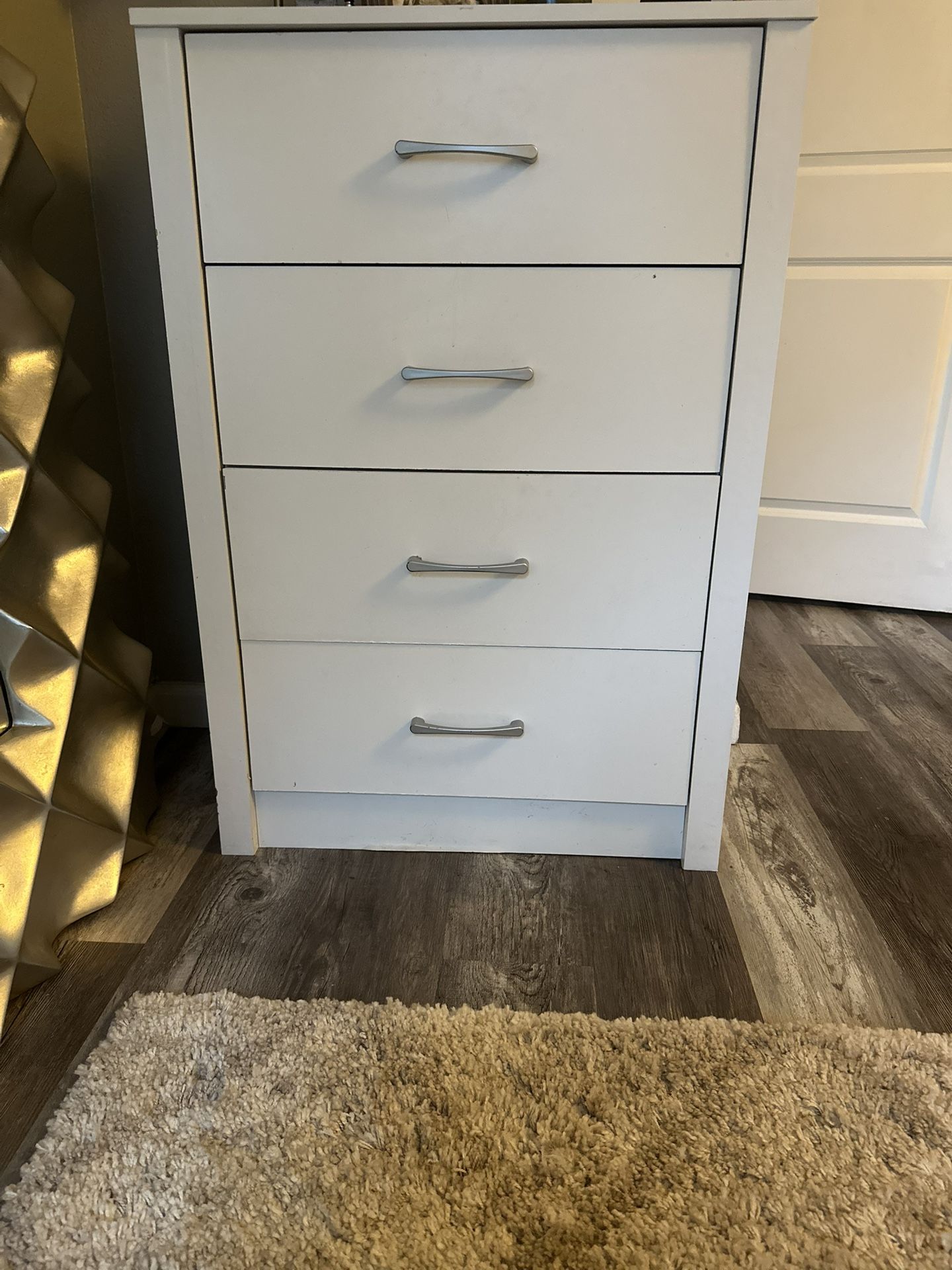 White Dresser 4-drawer