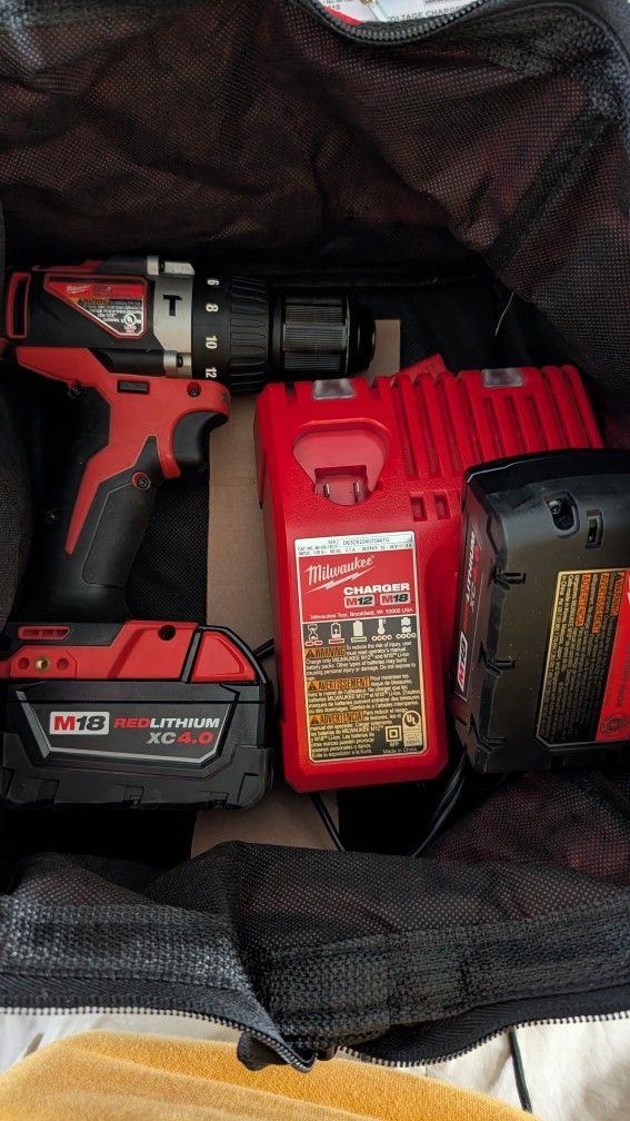 Hammer drill 1/2" brushless m18 + charger + 2 batteries