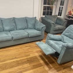 Living Room  Set With Rugs 