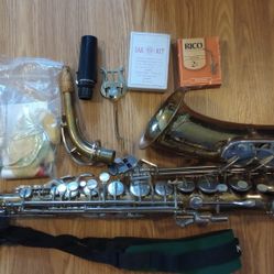 Selmer Bundy II Eb Alto Saxophone 