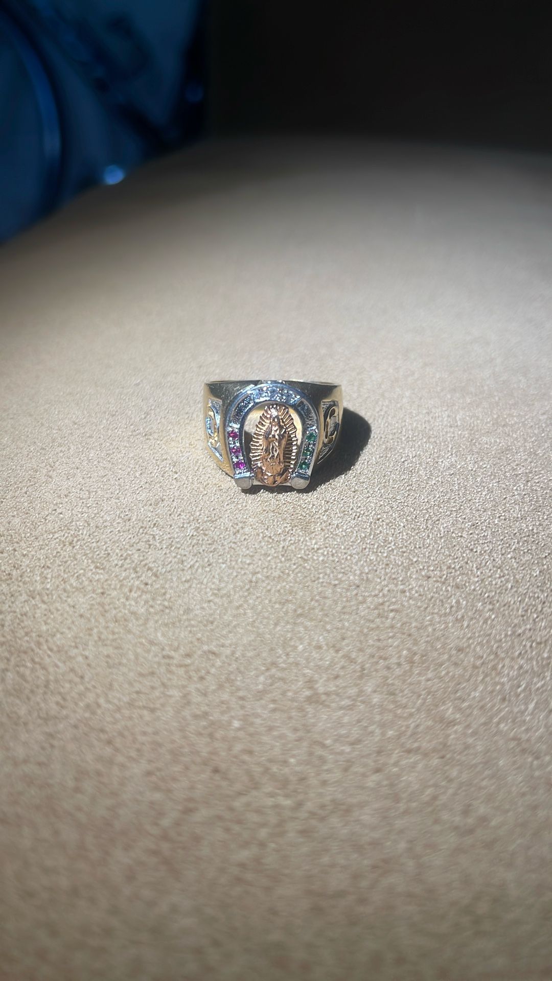 14k Gold Oro Ring 