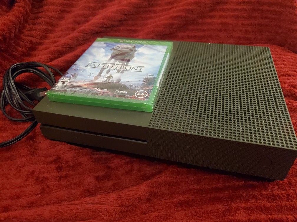 Battlefield Army Green Xbox One S (1TB) w/ brand new Star Wars Battlefront