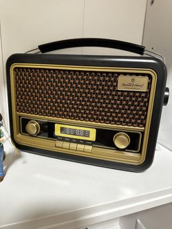 Bluetooth Speaker And Radio