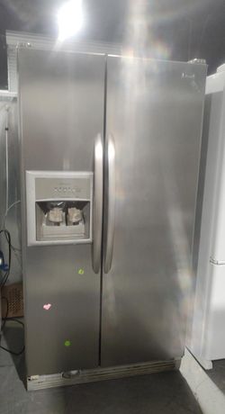 Kenmore Side By Side Stainless Steel Refrigerator
