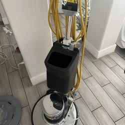 Machine To Clean Floor And Buff Carpet 