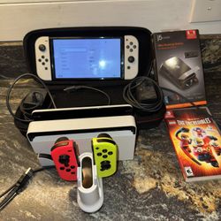 Nintendo Switch Oled With Extras