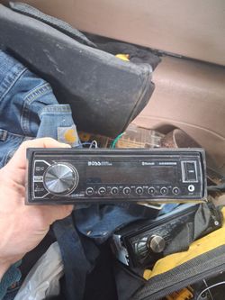 2 boss audio head units