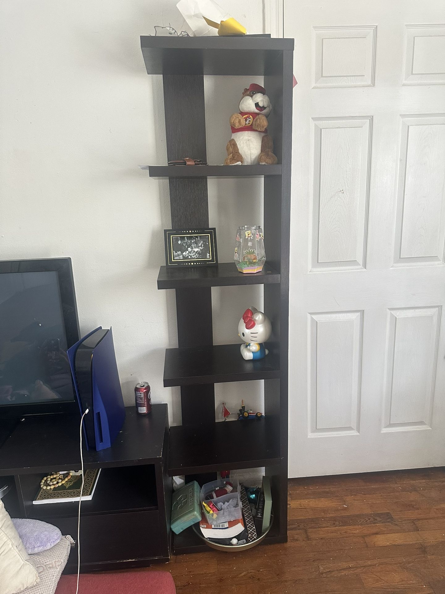 Book shelves