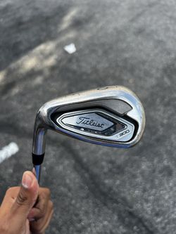 Titlest T300 - 9 Iron (Left Handed)
