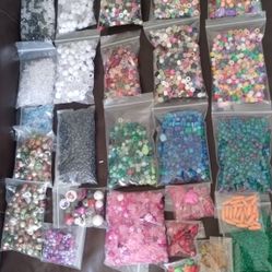 Plastic Beads For Crafting/Jewelry Making