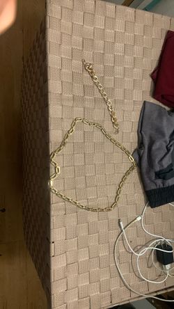 gold chain and arm chain