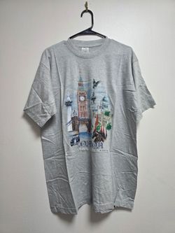 London Souvenir Graphic T-Shirt