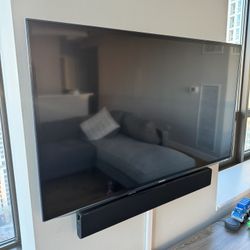 Samsung 55 Inch TV Model UN55ES6150F