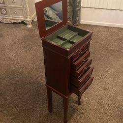 Jewelry Chest