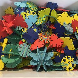 Colourful wooden slots for 3-D models