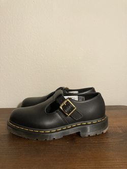 Doc martens hot sale slip resistant shoes