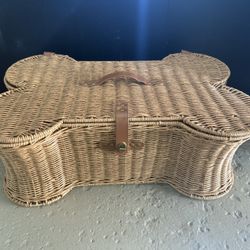 New Bone Dry Pet Storage Collection Toy Basket, Large, 24x15x9", Brown Plastic Wicker 