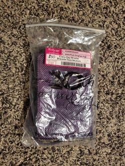 Thirty-one Every-day Wristlet - Plum Gingham Pop