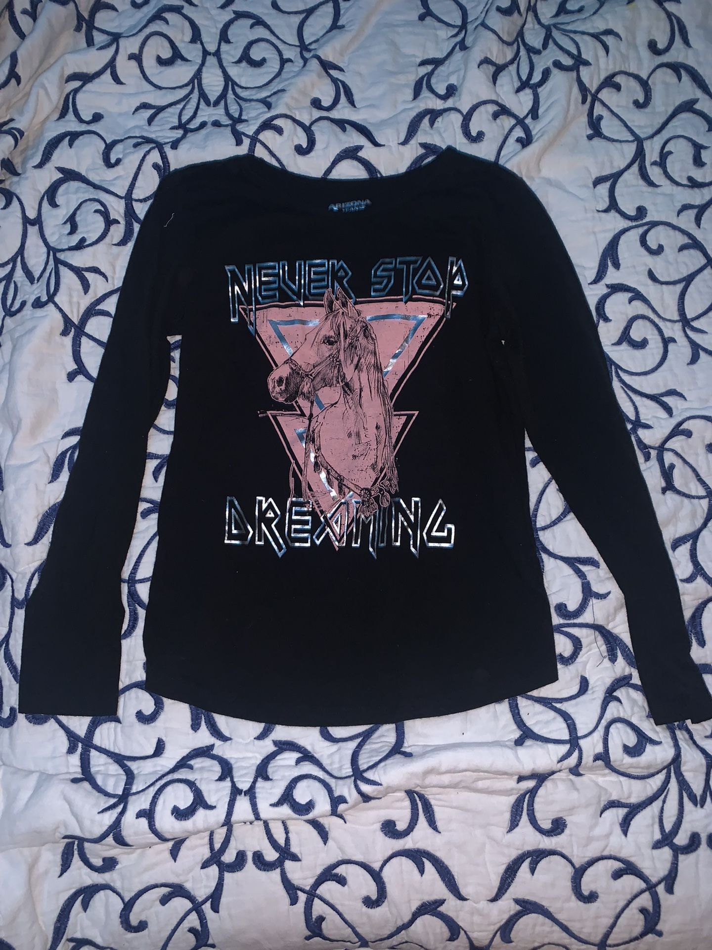 Black Long Sleeve Girls Never stop dreaming Shirt