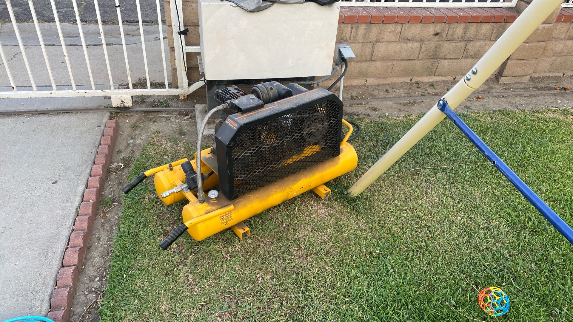 DeWalt Air Compressor