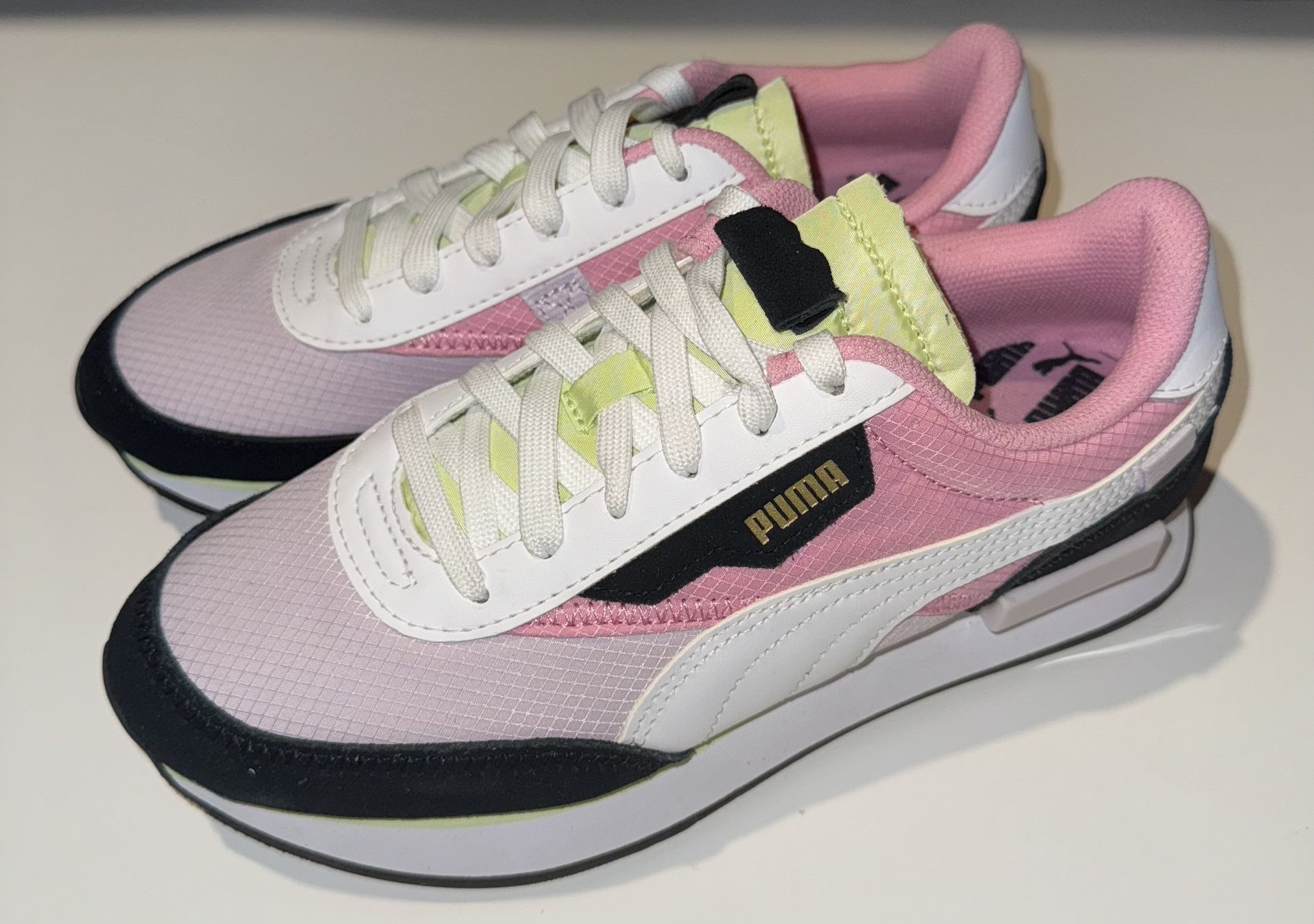 Puma Future Rider Bouquet Size 5.5Y New