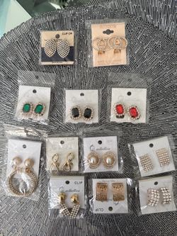 JoyerÃa de fantasÃa- Fashion jewelry- Clip-On Earrings Lot –Necklace set - New