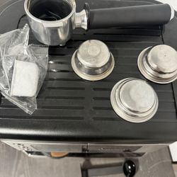 De’Longhi all in one espresso machine 