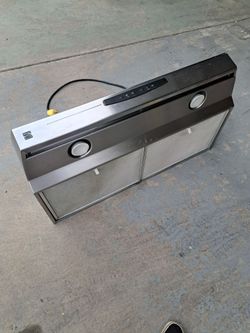 36 " Kenmore  hood  in  really good condition everything works properly