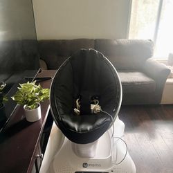 4 moms baby swing 