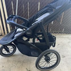 Jogger stroller 