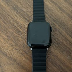 Apple Watch 44MM SE 2nd Gen GPS + Cellular