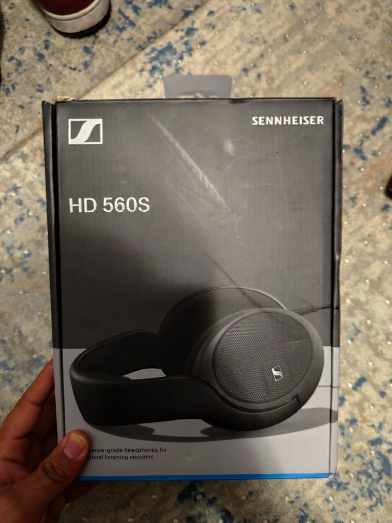 Sennheiser HD 560 S