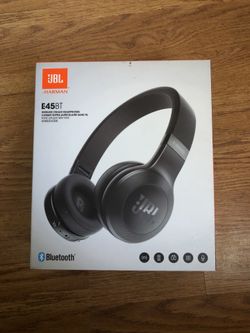 JBL E 45BT Wireless on-ear Headphones new